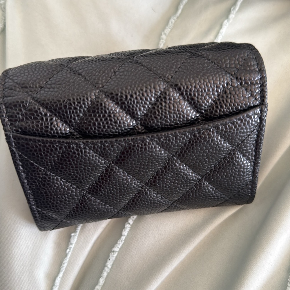 Chanel Black Quilted Wallet o mini bag gold inlay brand new never used - Picture 6 of 6